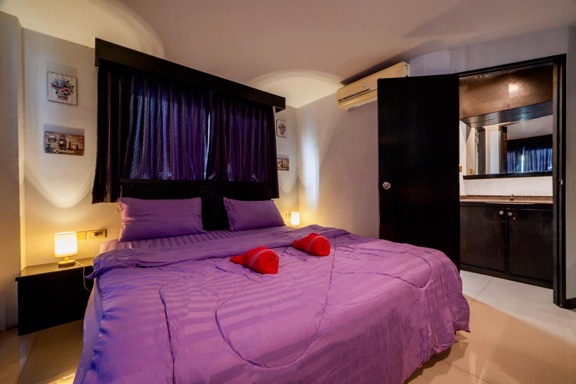 Abunawas Merry Inn At Walking Street Pattaya Extérieur photo